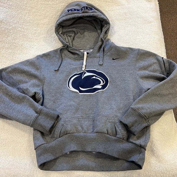 Nike Tops - Penn State sweatshirt/hoodie size small NWOT